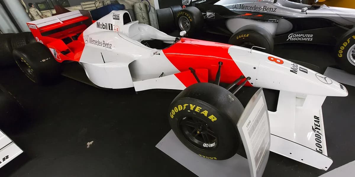 McLaren MP4/11