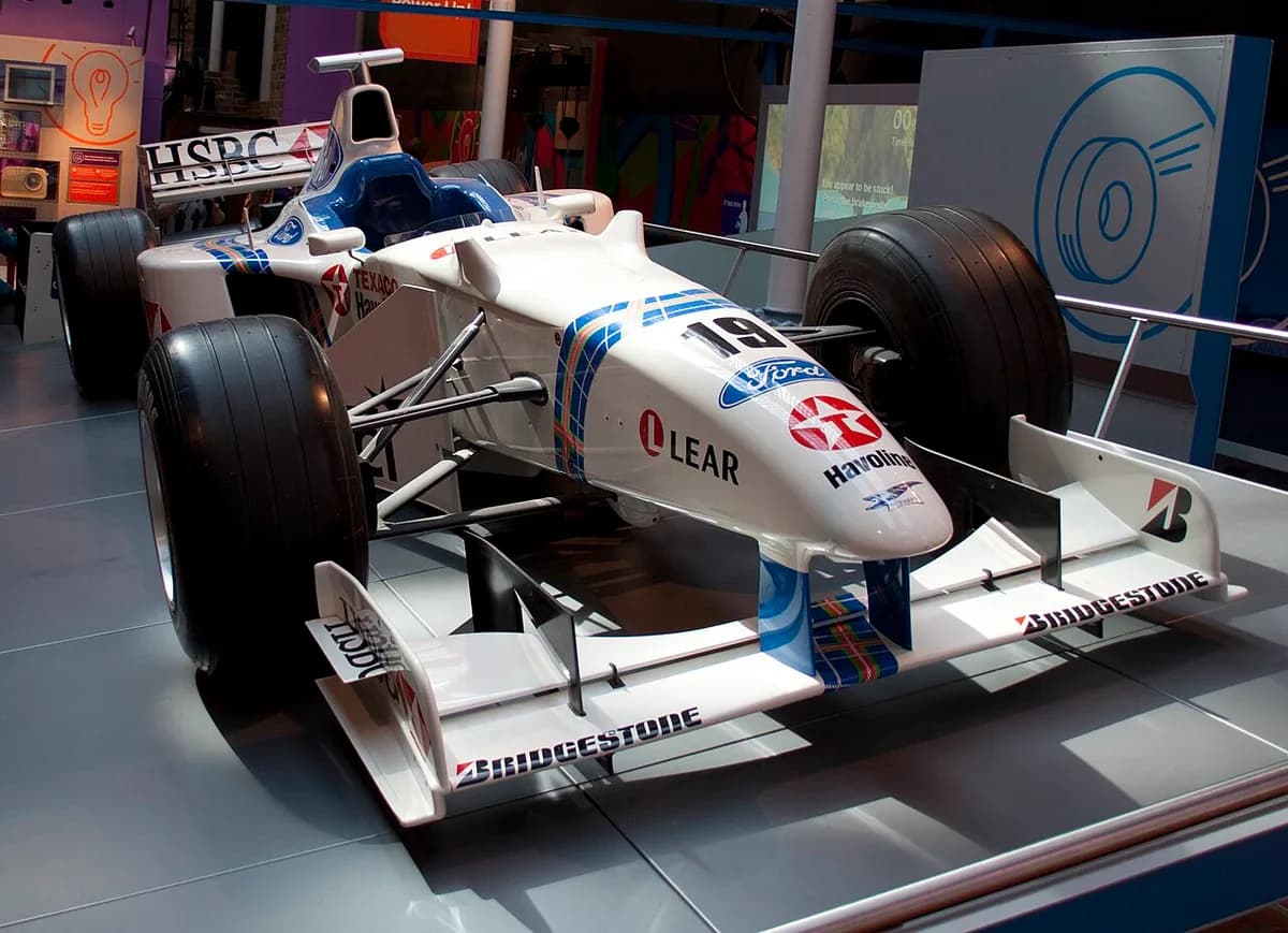 Stewart SF02